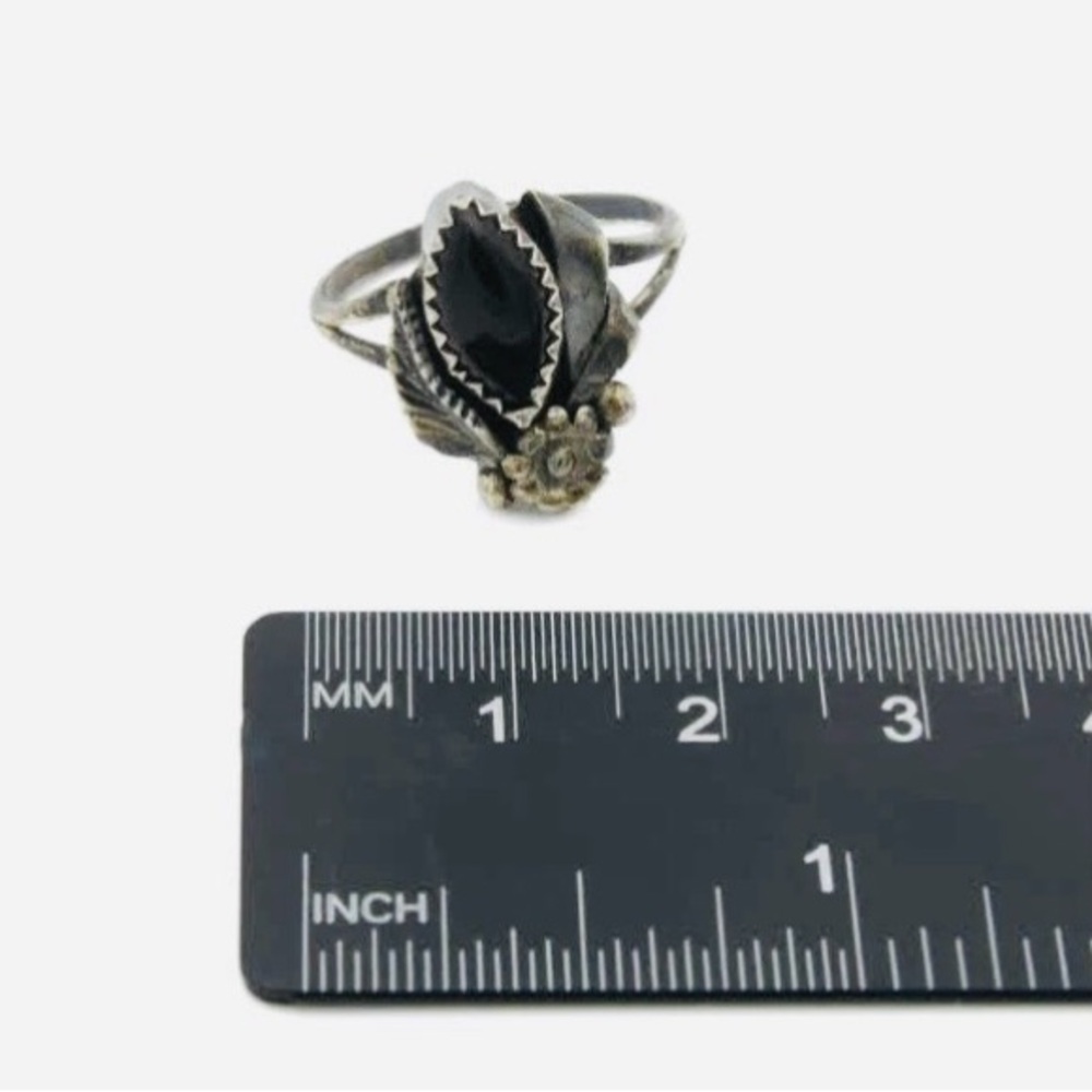 Southwest Artist Les Baker Sterling Onyx Feather Ring - Picture 13 of 13